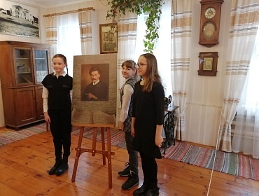 Три ярославны стали победителями онлайн-конкурса чтецов, посвященному творчеству Максима Богдановича