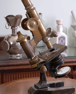 Микроскоп.